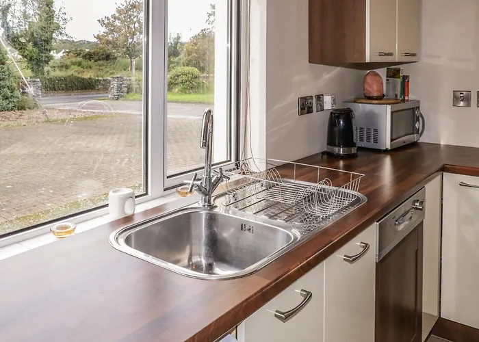 Shore Road * Culdaff